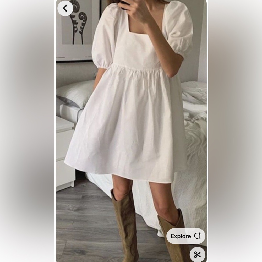 White, linen, mini dress in size 10